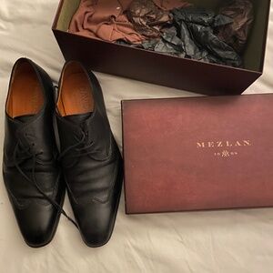 Mezlan Black Wingtip Leather Lace Up Dress Shoes (Sz. 11US)